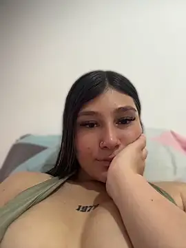 Snapshot of Miss_Dani chatting on June 3, 2026, 3:28 pm Miss Dani online show from June 3, 2026, 3:28 pm