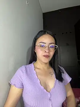 Anni Rose online show from March 6, 2026, 9:04 am