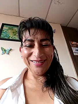 Lucia Rios online show from May 11, 2026, 9:23 pm