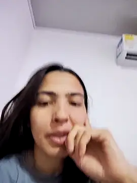 Snapshot of allyson-cute03 chatting on March 1, 2026, 1:27 am allyson-cute03 online show from March 1, 2026, 1:27 am