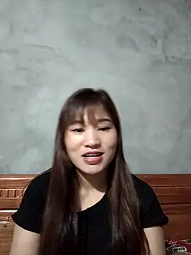 Lilinn  online show from March 13, 2026, 11:10 pm