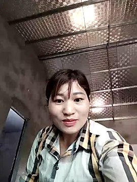 Lilinn  online show from March 30, 2026, 6:37 am