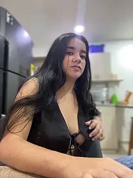 Sophia Wy online show from April 9, 2026, 8:04 pm