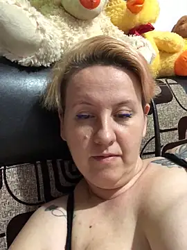 SofiaAmour online show from March 28, 2026, 7:04 pm