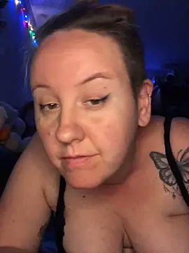Snapshot of SofiaAmour chatting on May 31, 2026, 7:58 pm SofiaAmour online show from May 31, 2026, 7:58 pm