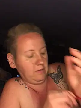 SofiaAmour online show from August 5, 2026, 7:08 pm