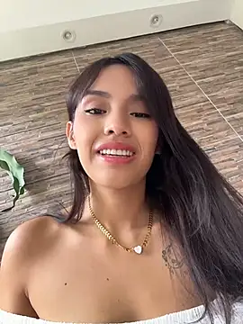 Snapshot of Mia-villalobos chatting on June 6, 2026, 2:22 pm Mia-villalobos online show from June 6, 2026, 2:22 pm