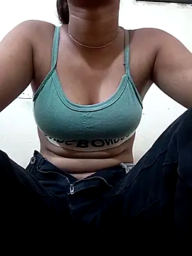 Olivia 101 online show from March 8, 2026, 2:04 am