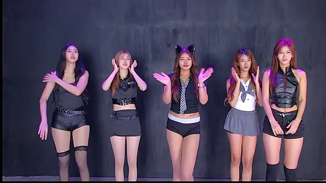 Rebel-Stage online show from March 1, 2026, 6:13 am