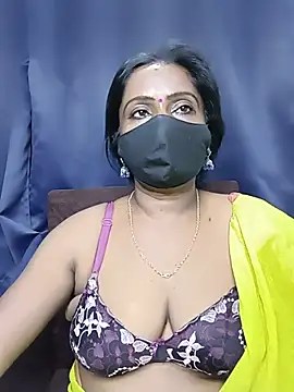 Snapshot of misti-boudii chatting on June 9, 2026, 3:13 pm misti-boudii online show from June 9, 2026, 3:13 pm