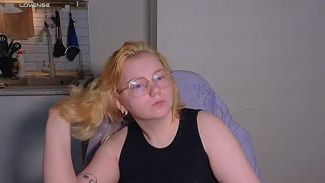 soft focus online show from May 24, 2026, 4:56 am