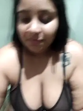 gordinhafogosaa online show from April 18, 2026, 12:35 am