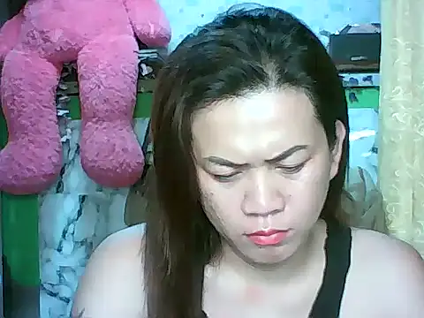 ur lovelychen online show from April 7, 2026, 7:54 am