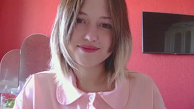 Snapshot of Beloved_Mary chatting on May 11, 2026, 6:26 am Beloved Mary online show from May 11, 2026, 6:26 am