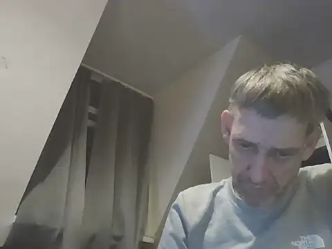 DOUBLETROUBLE7773 online show from March 25, 2026, 12:11 am