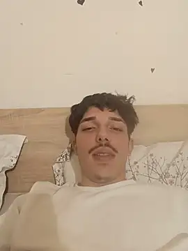Snapshot of danbig01 chatting on May 22, 2026, 9:07 am danbig01 online show from May 22, 2026, 9:07 am