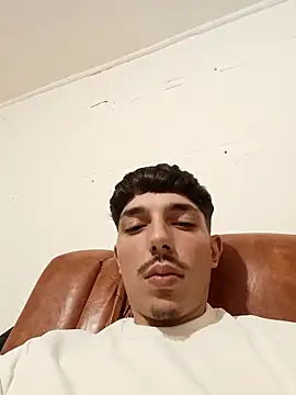 danbig01 online show from April 22, 2026, 6:14 pm