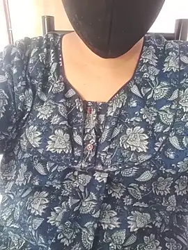 Tamillaxmi12 online show from April 14, 2026, 5:45 am