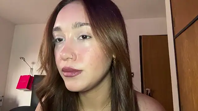 ariadnax0 online show from March 3, 2026, 5:53 pm