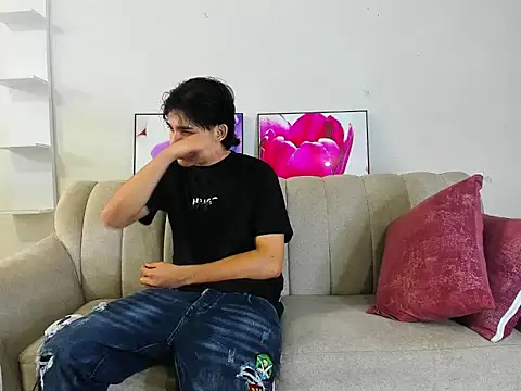 monky 0002 online show from April 2, 2026, 1:40 pm