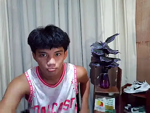 Snapshot of marksurelyhard chatting on March 6, 2026, 7:47 am marksurelyhard online show from March 6, 2026, 7:47 am