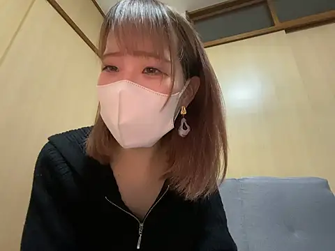 airi-ai0302 online show from May 11, 2026, 5:10 pm