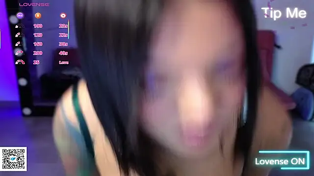 ashley-midnight online show from April 17, 2026, 4:10 pm