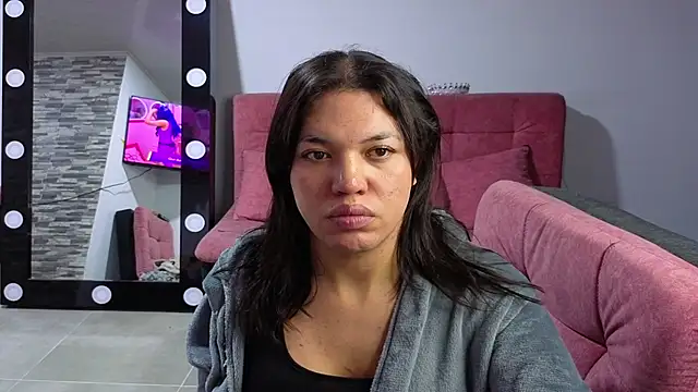 ashley-midnight online show from March 12, 2026, 1:00 am