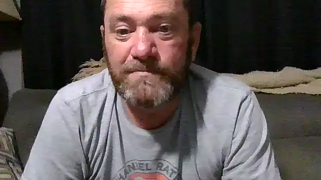 Snapshot of Beaededpainter chatting on June 12, 2026, 1:58 am Beaededpainter online show from June 12, 2026, 1:58 am