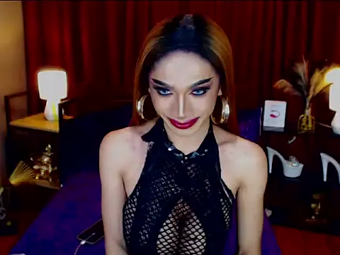 Snapshot of KieraLee chatting on April 28, 2026, 2:27 am KieraLee online show from April 28, 2026, 2:27 am