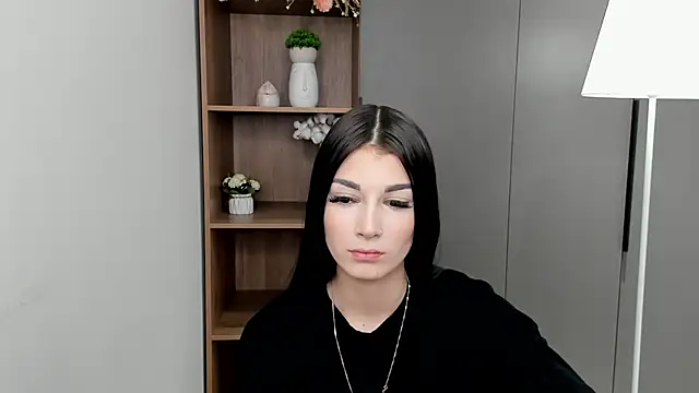 DevoraWitt online show from March 6, 2026, 10:10 am