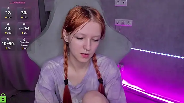 Emma Dusk online show from May 15, 2026, 11:14 pm