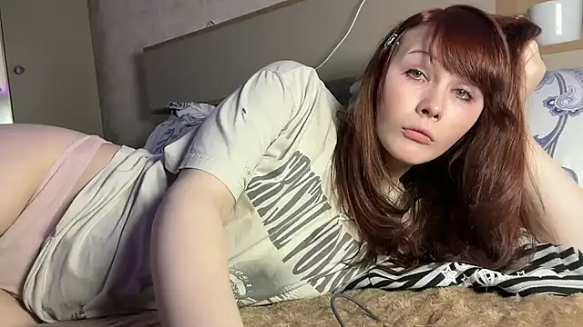 Snapshot of AlexaGudz chatting on August 1, 2026, 1:42 pm AlexaGudz online show from August 1, 2026, 1:42 pm