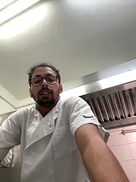 Snapshot of Chef69g chatting on May 3, 2026, 10:09 am Chef69g online show from May 3, 2026, 10:09 am