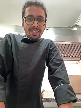 Snapshot of Chef69g chatting on May 1, 2026, 9:47 am Chef69g online show from May 1, 2026, 9:47 am