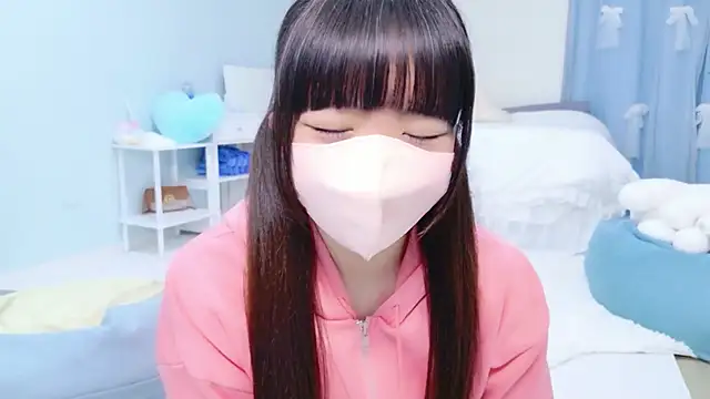 Snapshot of Hime_na chatting on May 3, 2026, 9:36 am Hime na online show from May 3, 2026, 9:36 am