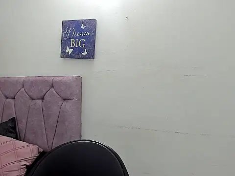 saraladys online show from March 12, 2026, 2:17 am