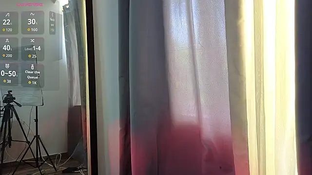 Emma Revees online show from March 29, 2026, 3:02 pm