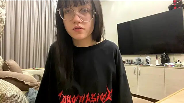 LoidaTrytten online show from March 4, 2026, 7:21 pm