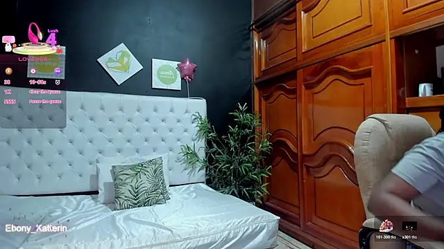 ebony katterin online show from April 4, 2026, 11:17 am