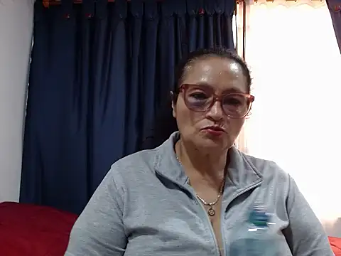 Snapshot of _BellaNocturna chatting on June 29, 2026, 7:24 pm BellaNocturna online show from June 29, 2026, 7:24 pm