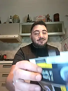 bear skinny online show from May 10, 2026, 10:33 pm
