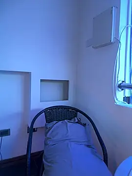 LauriLenix online show from March 24, 2026, 4:18 pm