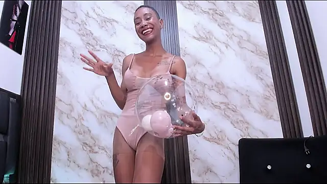 Nina vegas online show from March 9, 2026, 2:31 pm