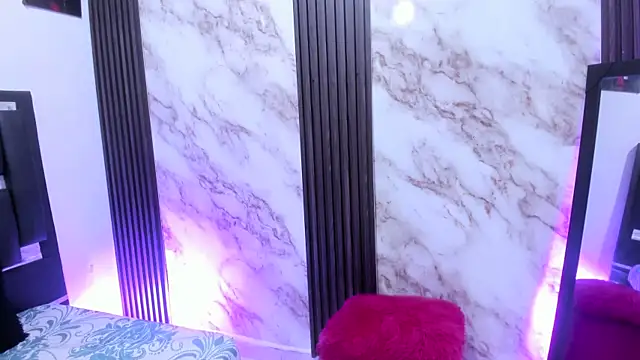Nina vegas online show from June 2, 2026, 1:55 pm