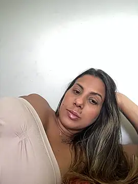 Snapshot of kifanyy chatting on May 6, 2026, 4:00 pm kifanyy online show from May 6, 2026, 4:00 pm