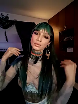 Kiianna Millss online show from March 5, 2026, 11:43 pm