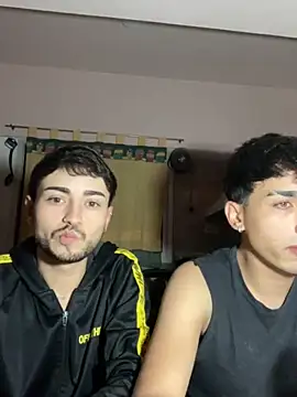 Lucasss2204 online show from March 26, 2026, 4:33 am