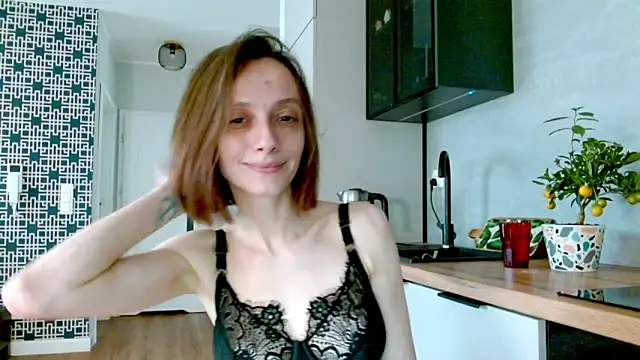 Snapshot of misssweet chatting on June 8, 2026, 4:07 pm misssweet online show from June 8, 2026, 4:07 pm