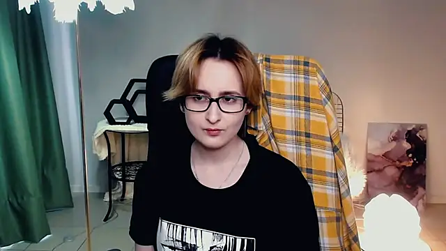 LixeLuna online show from May 31, 2026, 7:03 am